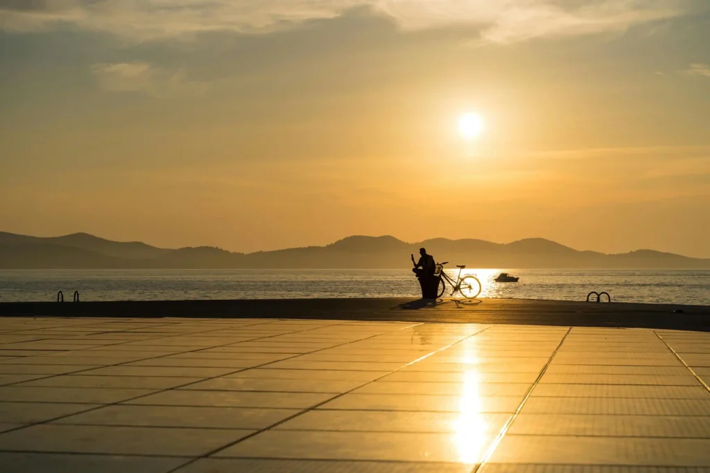 Pozdrav suncu sunset